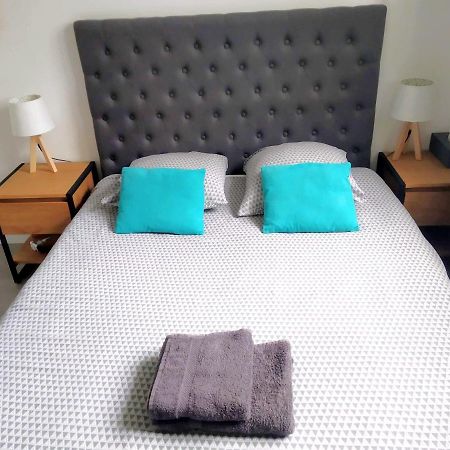Chambre Et Salle De Bain De Privee Proche De Pau Bizanos Extérieur photo